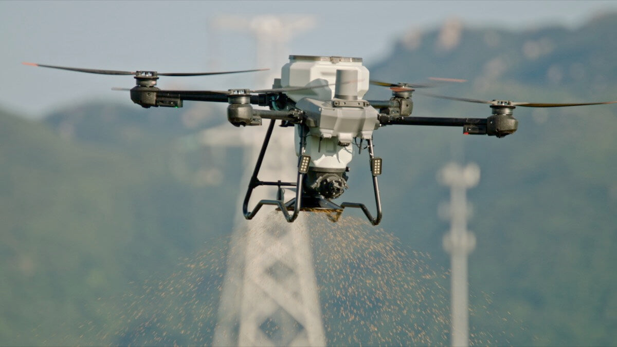 DJI Agras T25P - Drone agricole performant