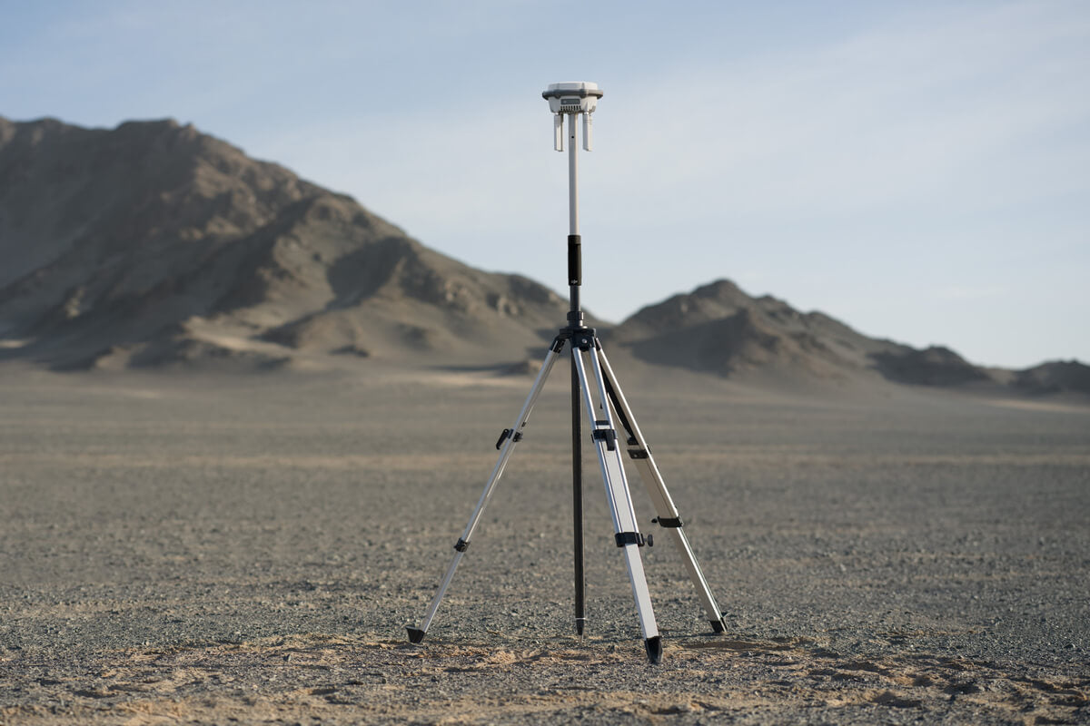 DJI D-RTK 3 Kit de perche d’arpentage et trépied