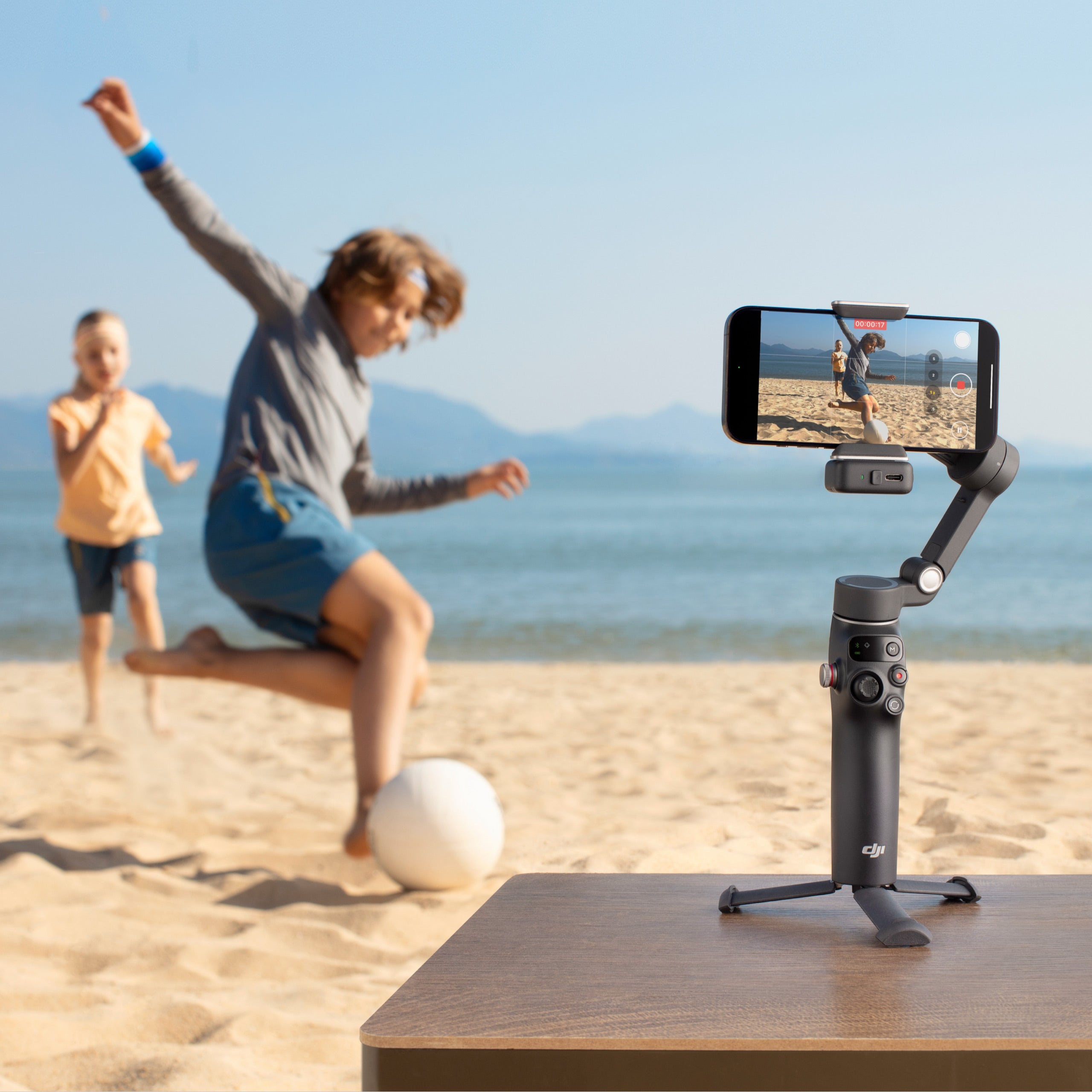 DJI Osmo Mobile 7 Pro - Nacelle de smartphone avec suivi intelligent